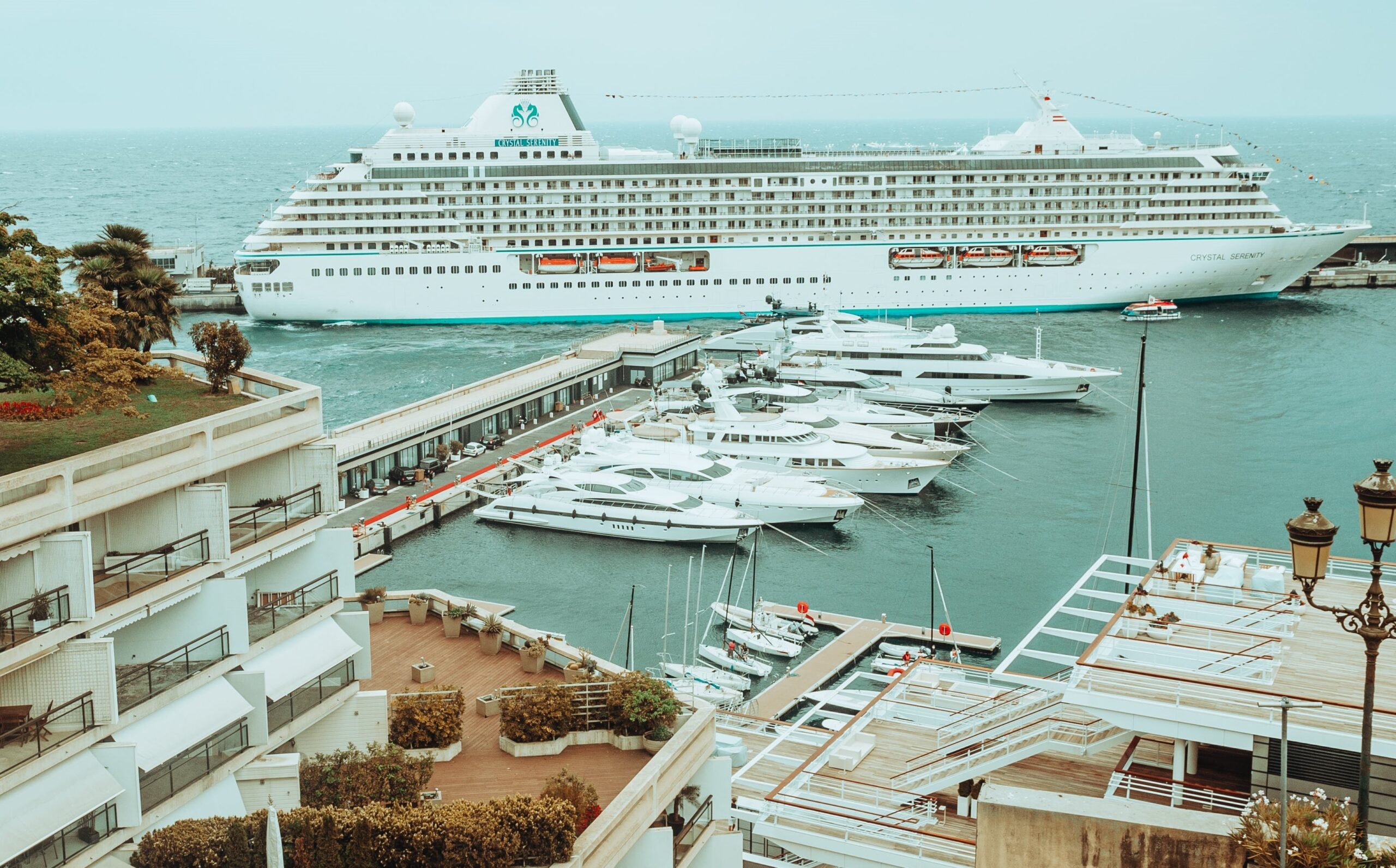 Carreiras-em-alto-mar-iates-e-navios